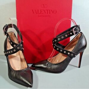 Valentino 39/9 Black Grommets Studded Love Latch Ankle Wrap Point Toe Pumps EUC